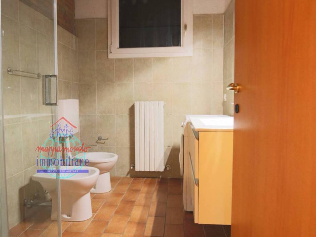 Appartamento a Cento in via di mezzo, 6 - Foto 4