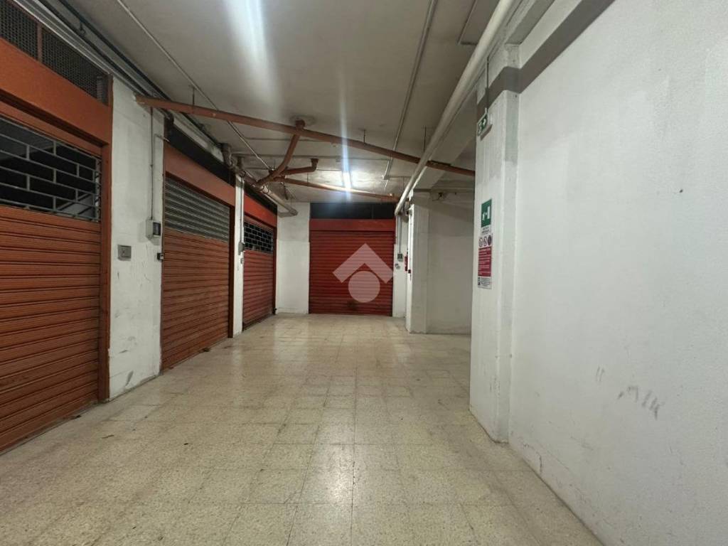 Box / garage a Barletta in Via Gabriele D'Annunzio - Foto 3