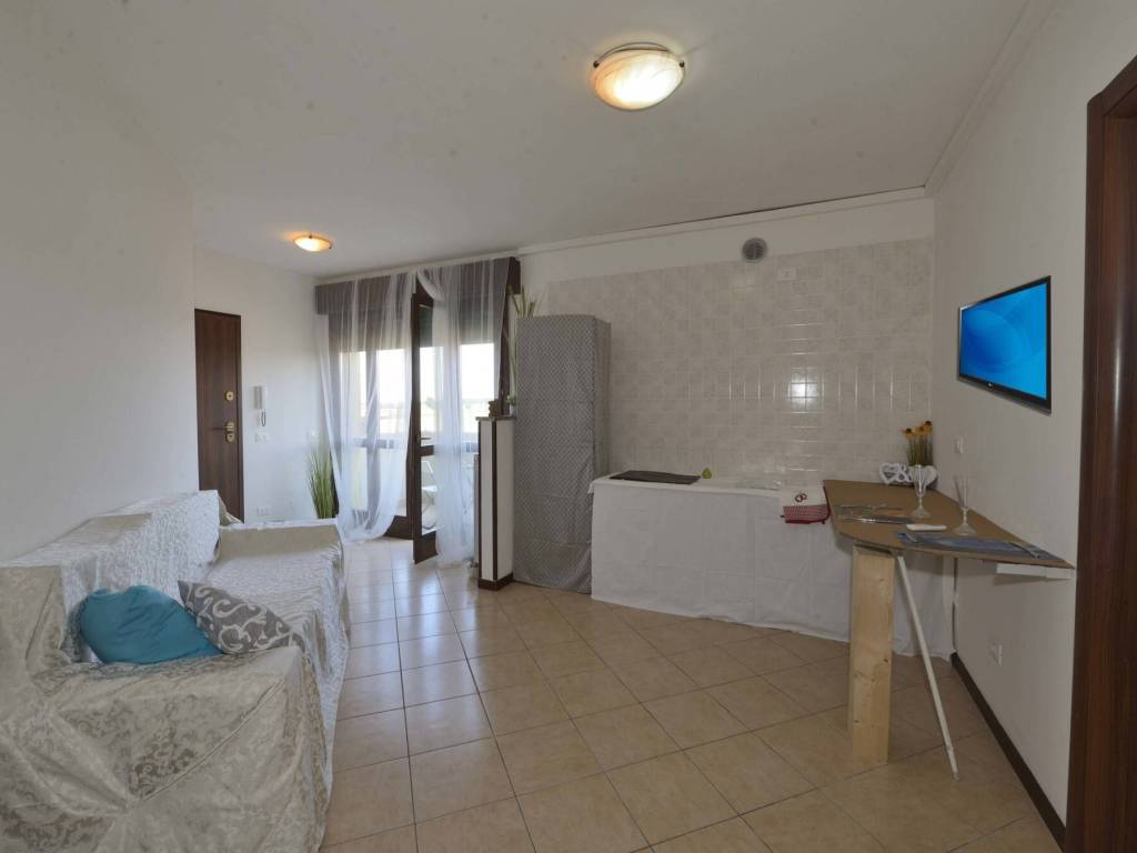 Appartamento a Cento in VIA DELLA VITE - Foto 3