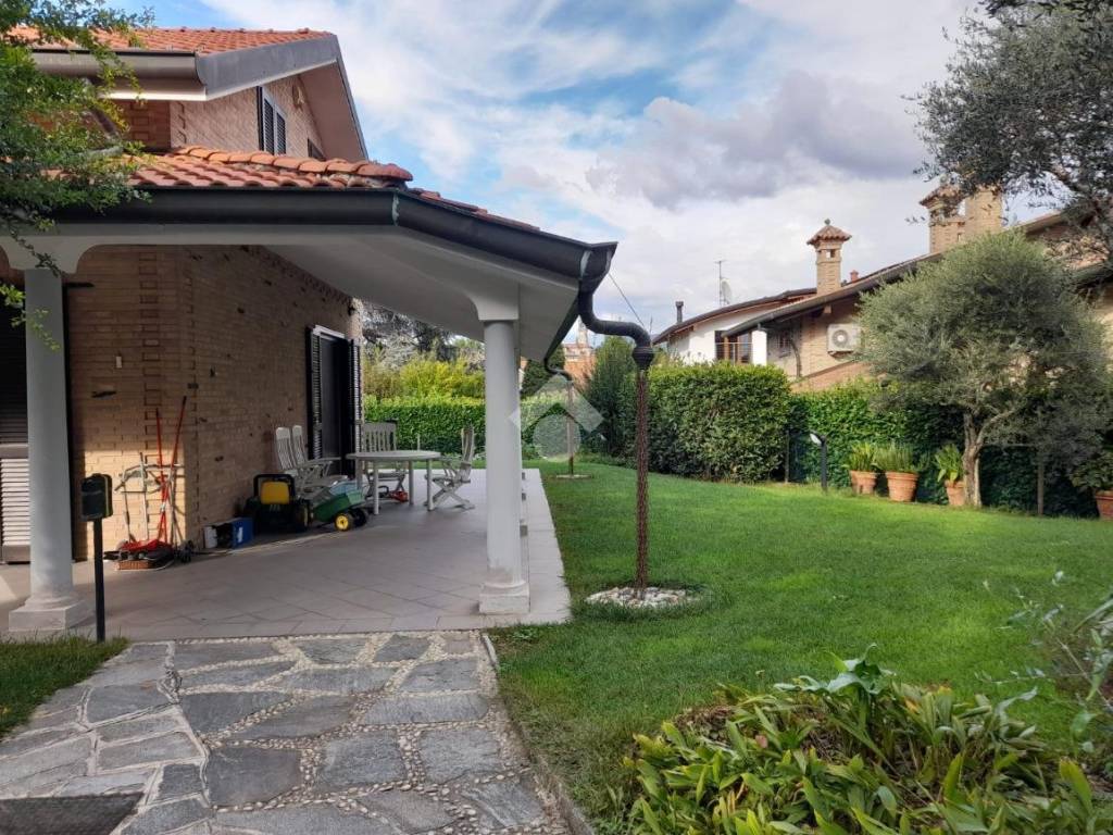Villa a Inverigo in Via colombaio, 3 - Foto 4