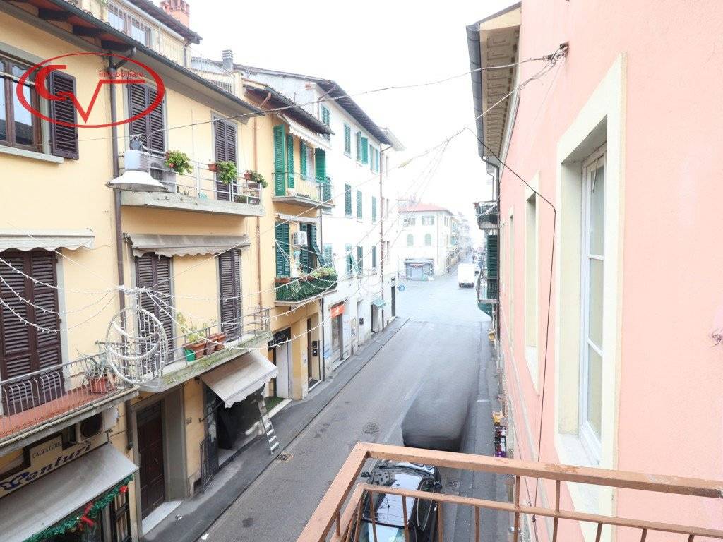 Palazzo / stabile a Terranuova bracciolini in Via Roma - Foto 2