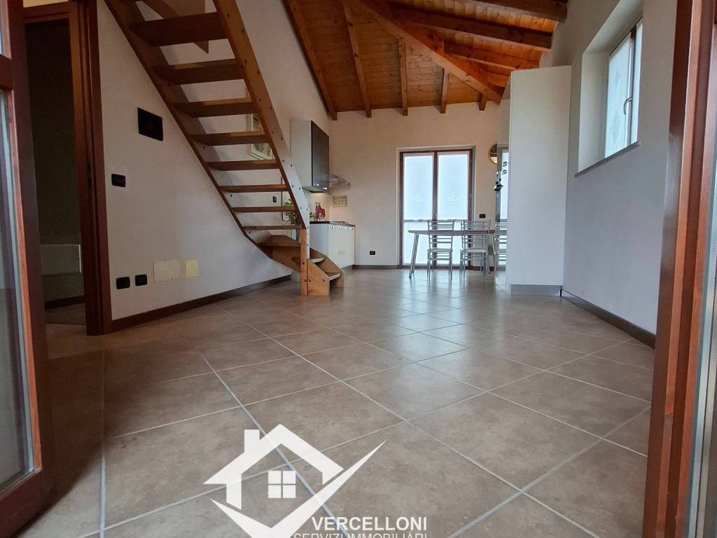 Appartamento a Suno in Via 25 Aprile, 68 - Foto 4