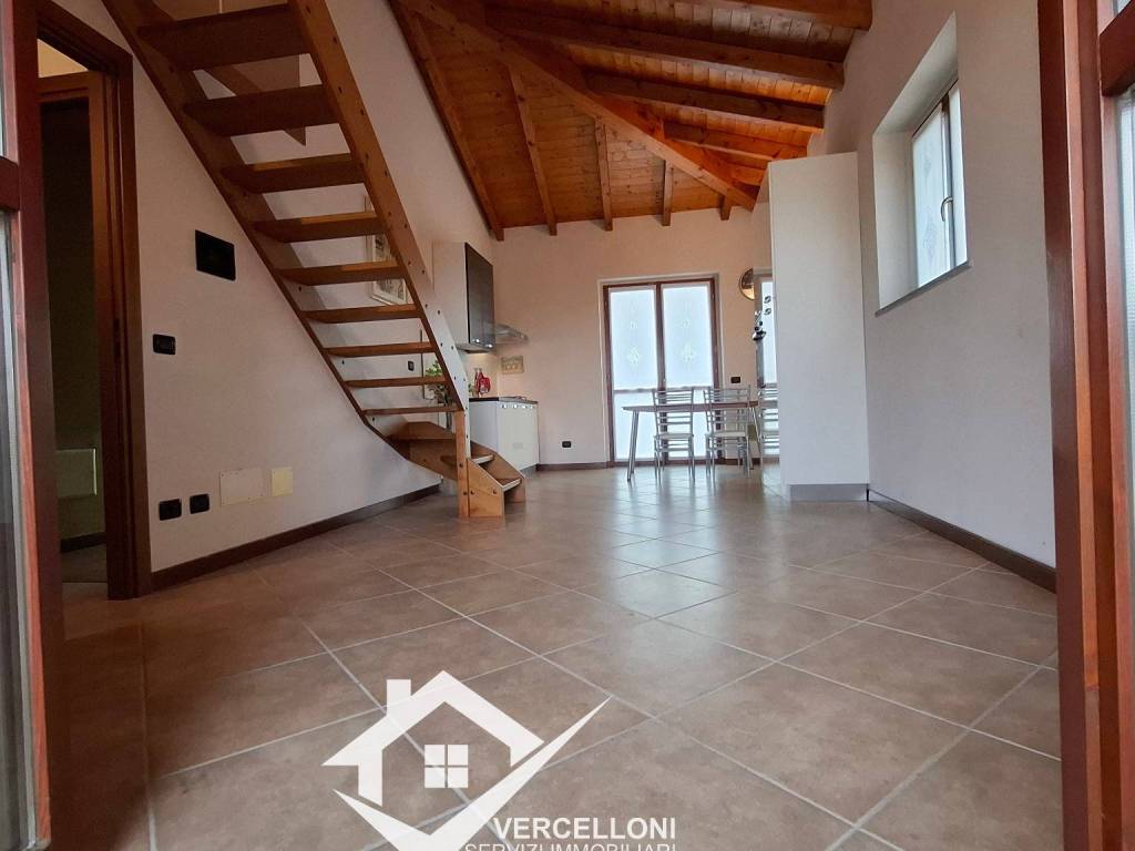 Appartamento a Suno in Via 25 Aprile, 68 - Foto 5