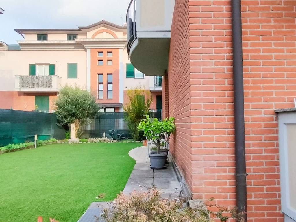 Appartamento a Carnago in Via Giuseppe Garibaldi - Foto 4