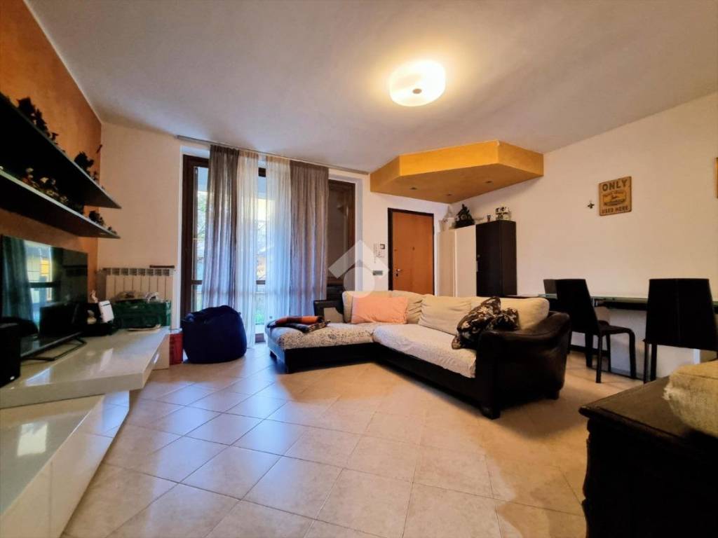 Appartamento a Corte palasio in Via G. Verdi, 54 - Foto 2