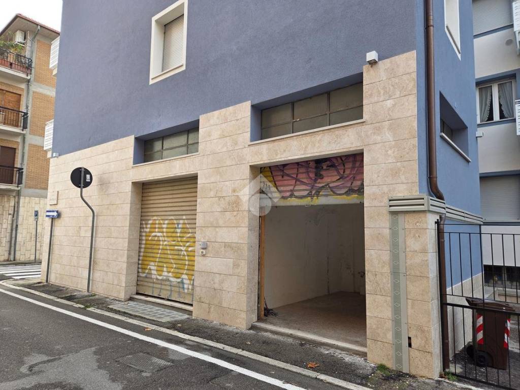 Immobile a Ascoli piceno in Via montello, 21 - Foto 2