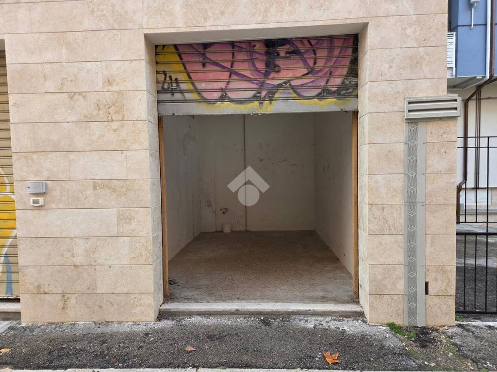 Immobile a Ascoli piceno in Via montello, 21 - Foto 4