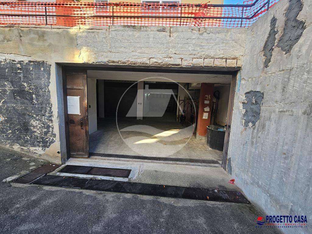 Box / garage a Molfetta in Via Gorlitz, 2 - Foto 4