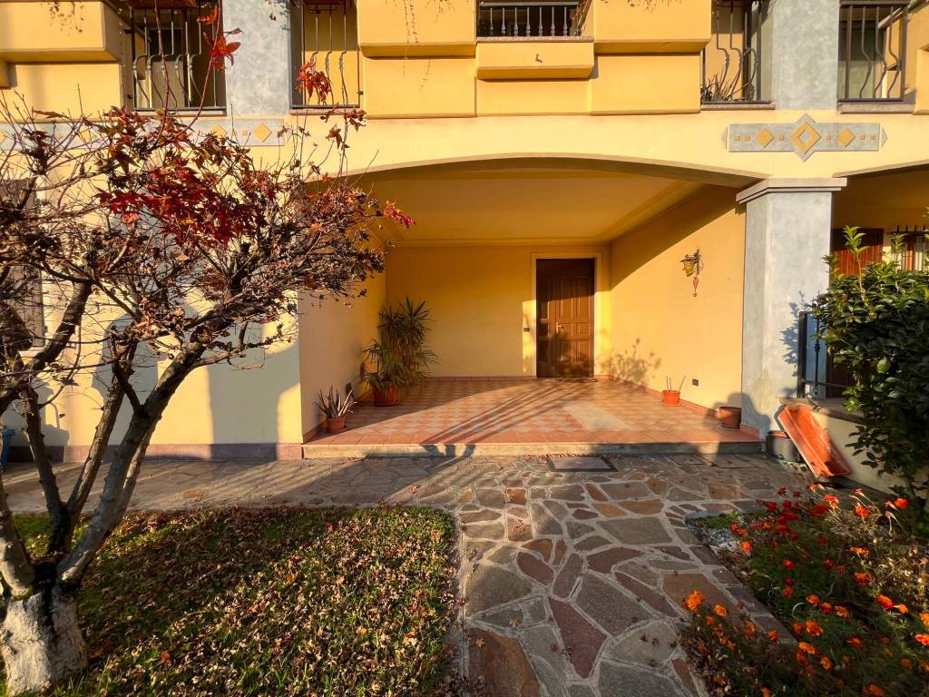 Villa a Comezzano-cizzago in Via Don Pietro Rinaldini - Foto 3