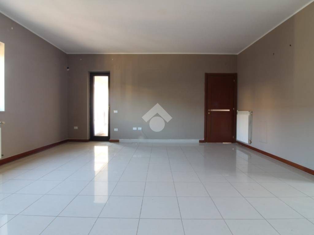 Appartamento a Casagiove in Via Monza, 2 - Foto 3