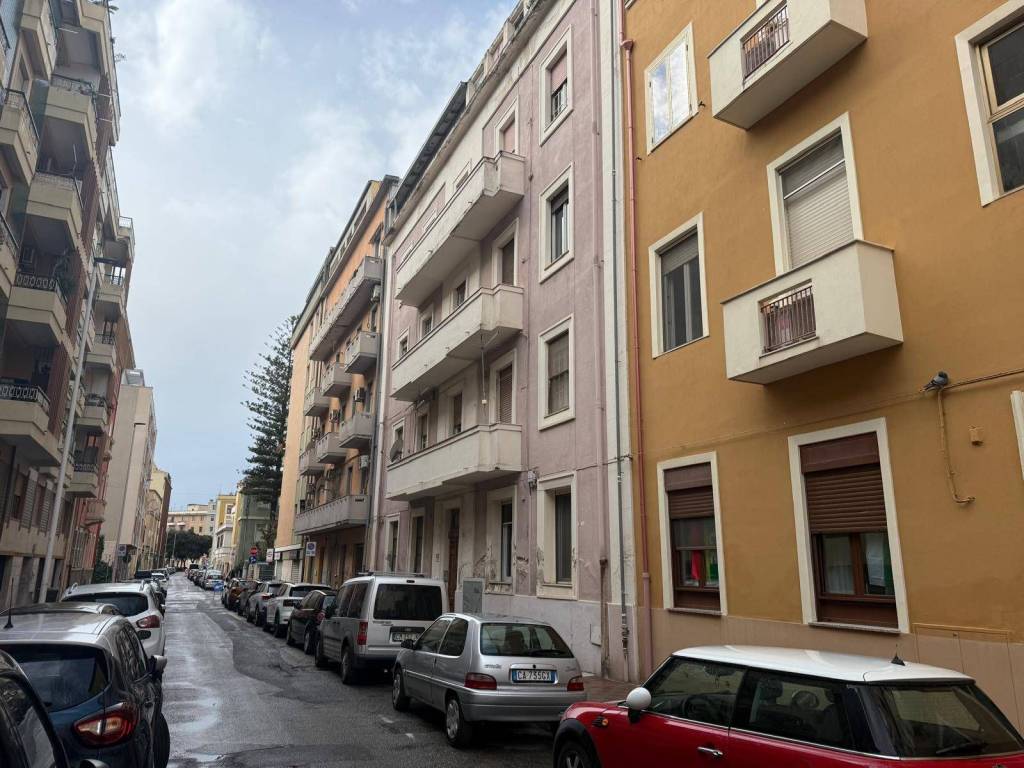 Appartamento a Cagliari in Via Gaetano Donizetti - Foto 4