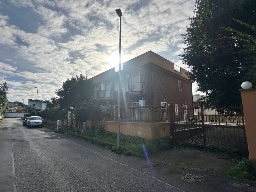 Appartamento a Ariccia in Via delle Albicocche, 12 - Foto 3