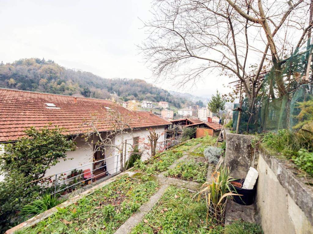 Casa indipendente a Serra riccò in Via Manlio Chiocchetti - Foto 2