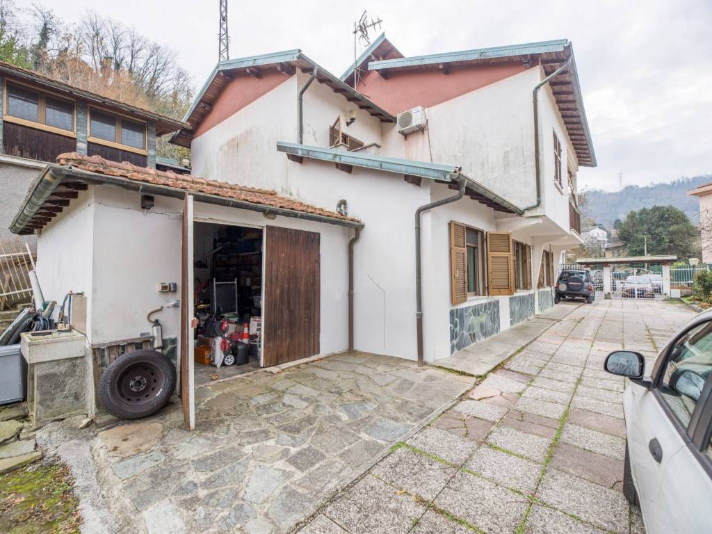 Casa indipendente a Serra riccò in Via Manlio Chiocchetti - Foto 4