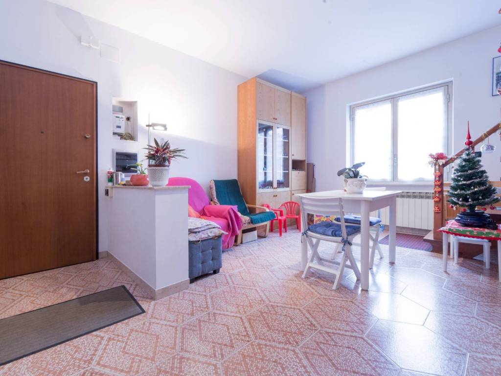 Casa indipendente a Serra riccò in Via Manlio Chiocchetti - Foto 5