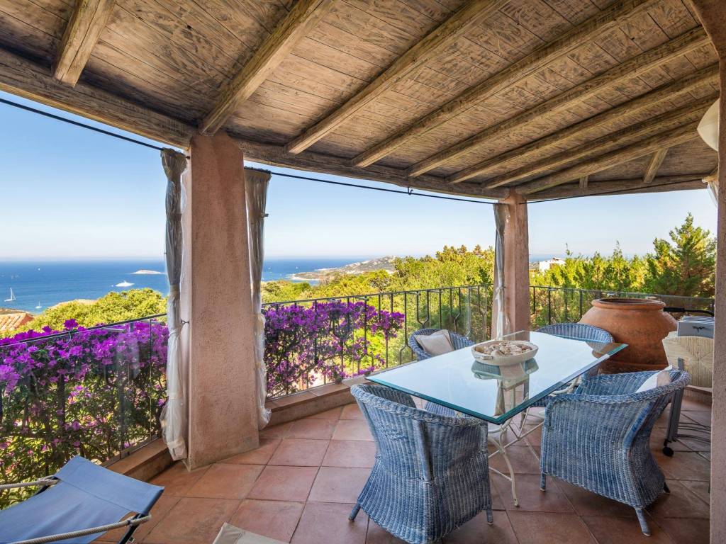 Villa a Arzachena in Via della Pantogia - Foto 3