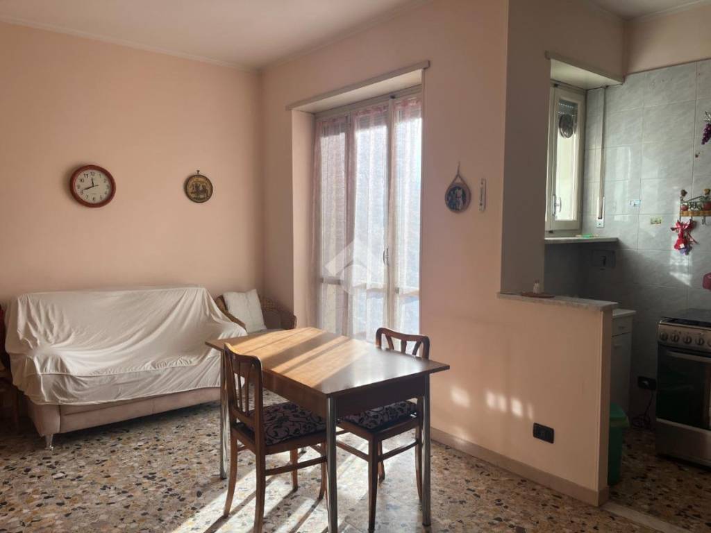 Appartamento a Collegno in Via Silvio Pellico, 29 - Foto 2