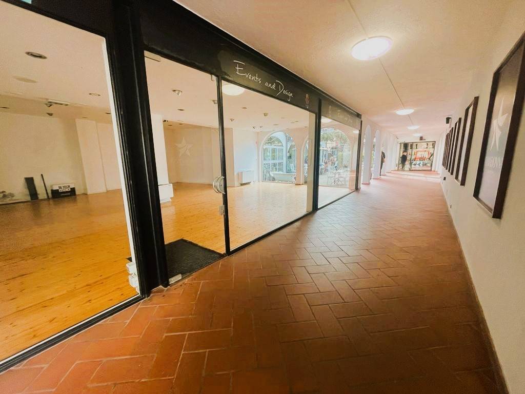 Immobile a Luino in Via Vittorio Veneto , 33 - Foto 4