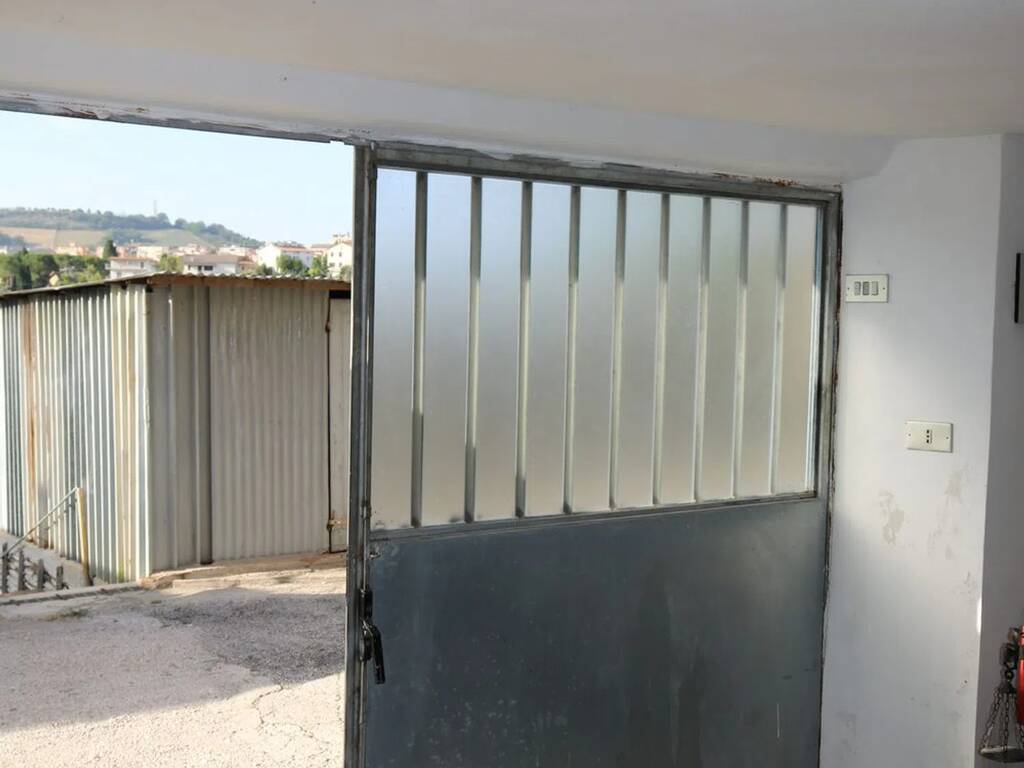 Box / garage a Fermo in Appennini - Foto 2