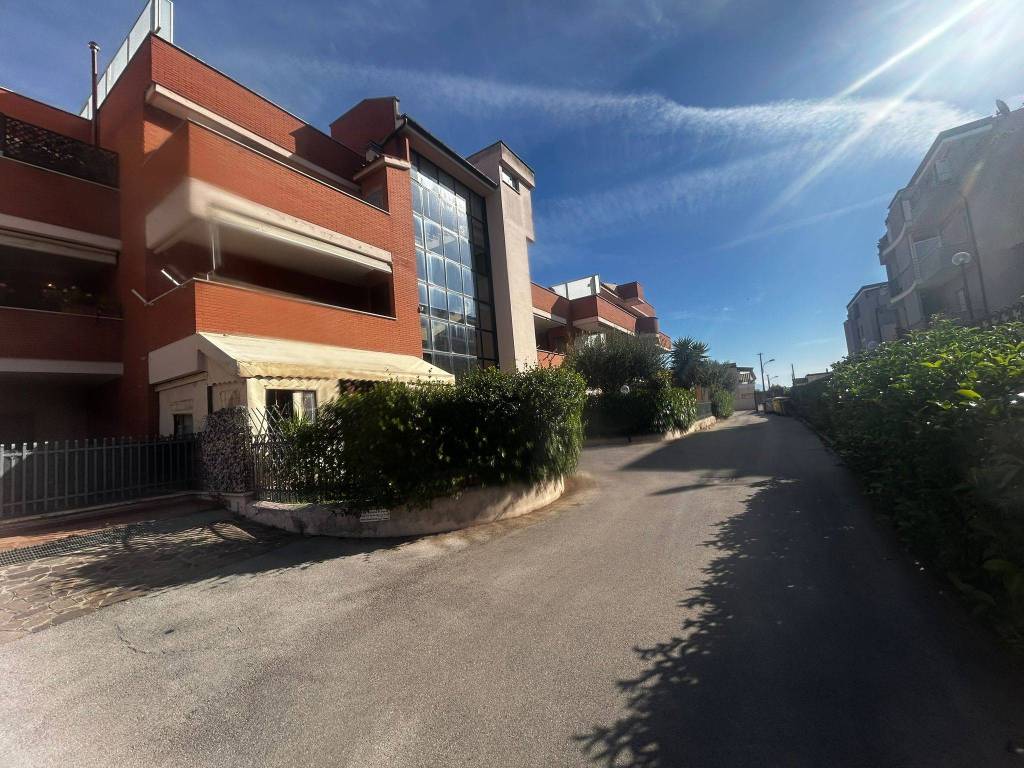 Appartamento a Nettuno in Via Pietro Nenni, 5 - Foto 5