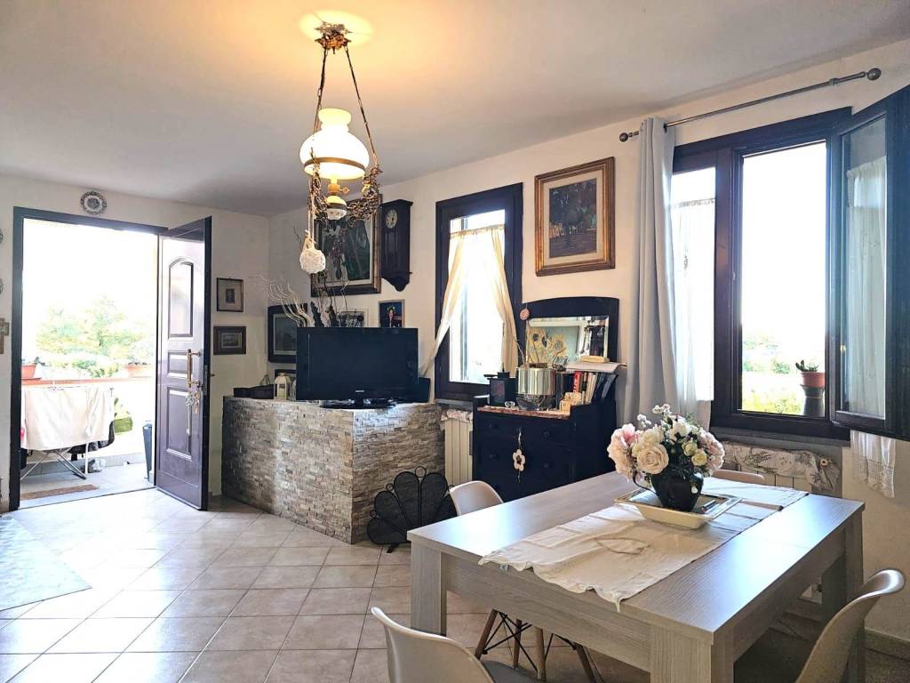Appartamento a Montescudaio in Via Nenni - Foto 3
