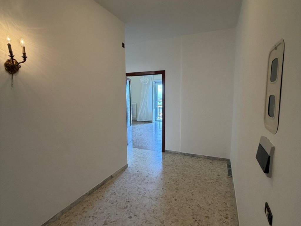 Appartamento a Frosinone in Piazza Emilio Diamanti - Foto 2