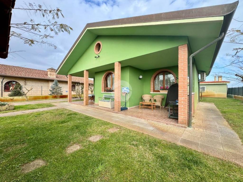 Villa a Chioggia in Via I Maggio - Foto 3