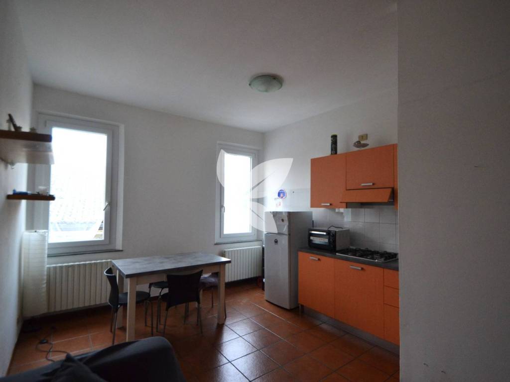 Appartamento a Parma in Vicolo Flavio Gioia - Foto 2