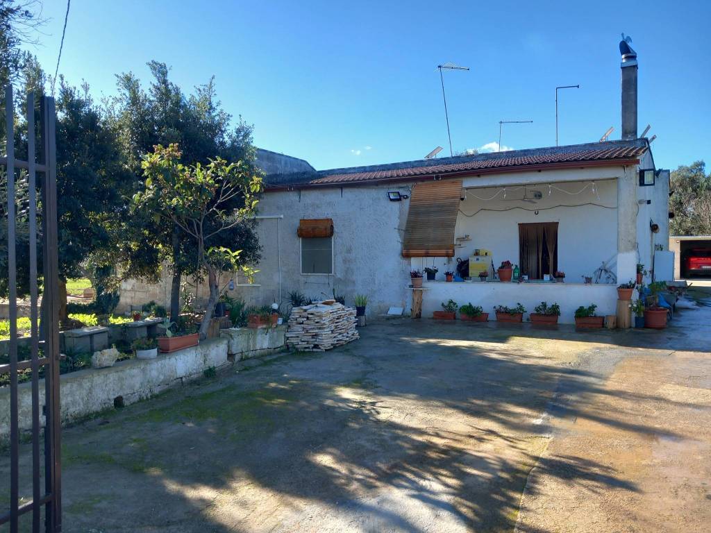 Villa a Ceglie messapica in SS581 - Foto 2