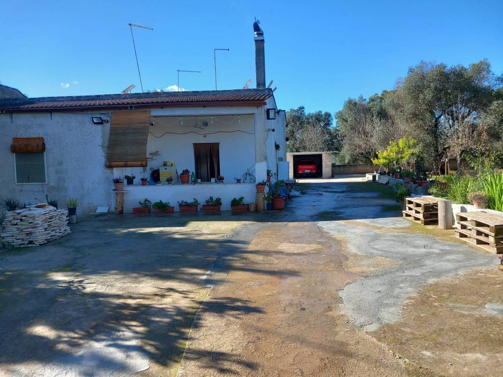 Villa a Ceglie messapica in SS581 - Foto 3