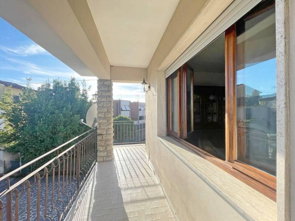 Appartamento a Lucca in Via San Marco, - Foto 4