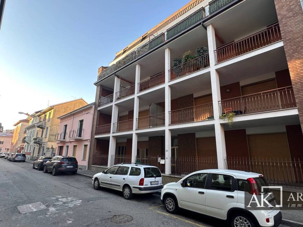 Appartamento a Novara in Via Goito - Foto 2