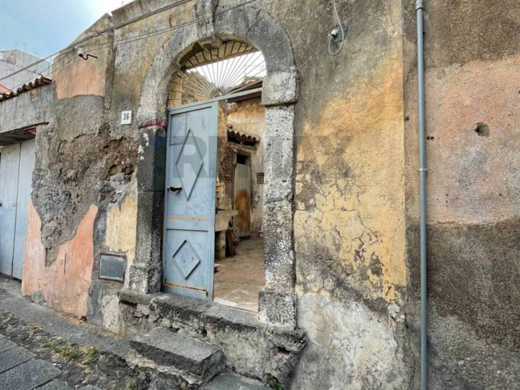 Casa indipendente a Acireale in Via Salvatore Bella, 36 - Foto 4
