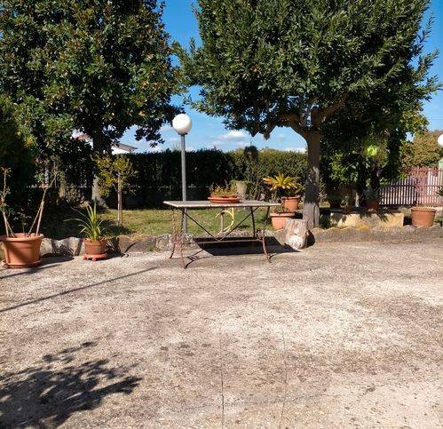 Villa a Cisterna di latina in Via Machiaveli - Foto 3