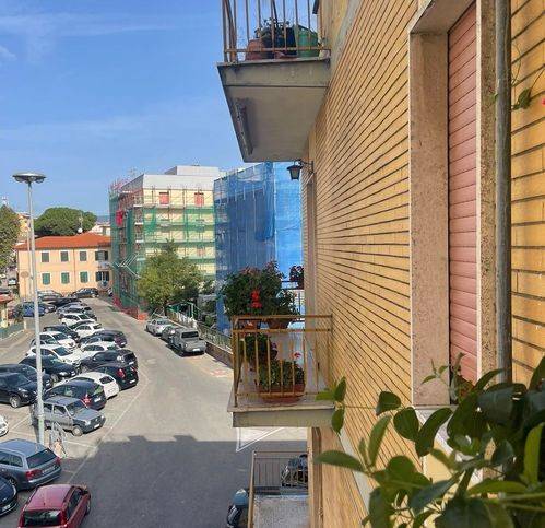 Appartamento a Cisterna di latina in Fratelli Bandiera 5 - Foto 2