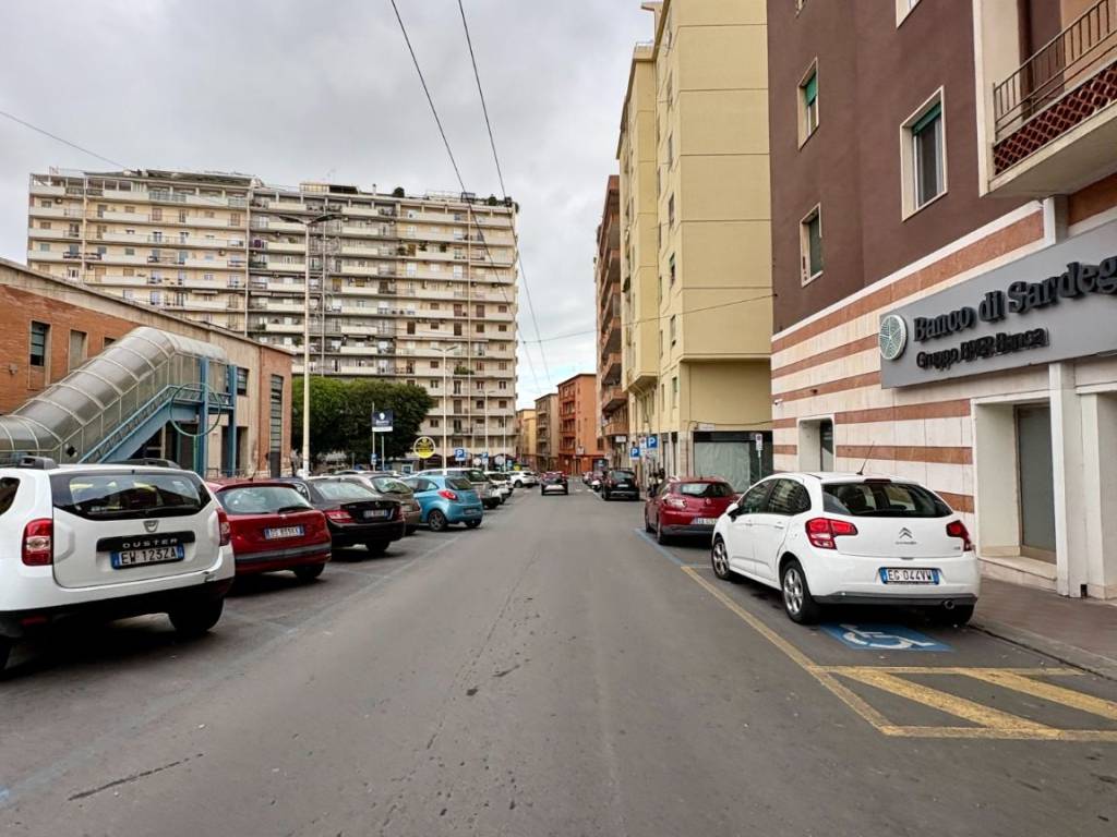 Appartamento a Cagliari in Via Tiziano, 52 - Foto 2
