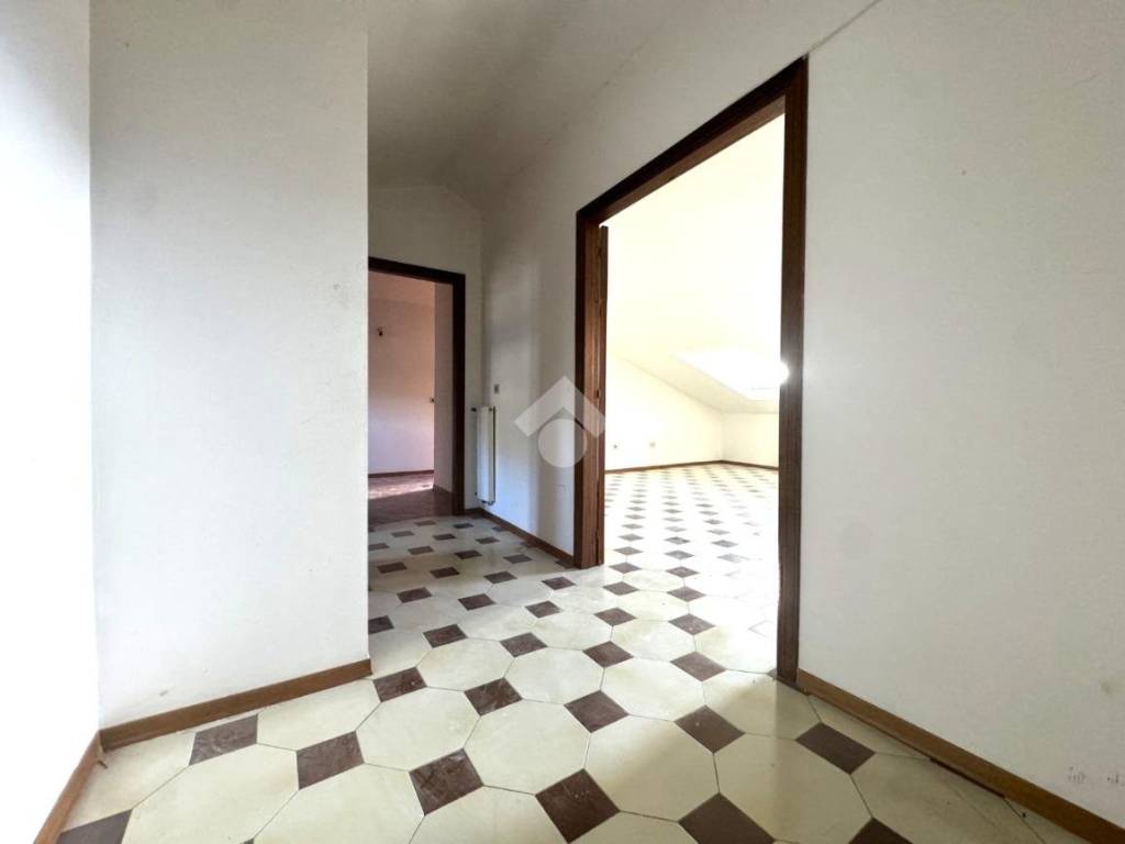 Appartamento a Nuoro in Via Sant'Antioco, 9 - Foto 4