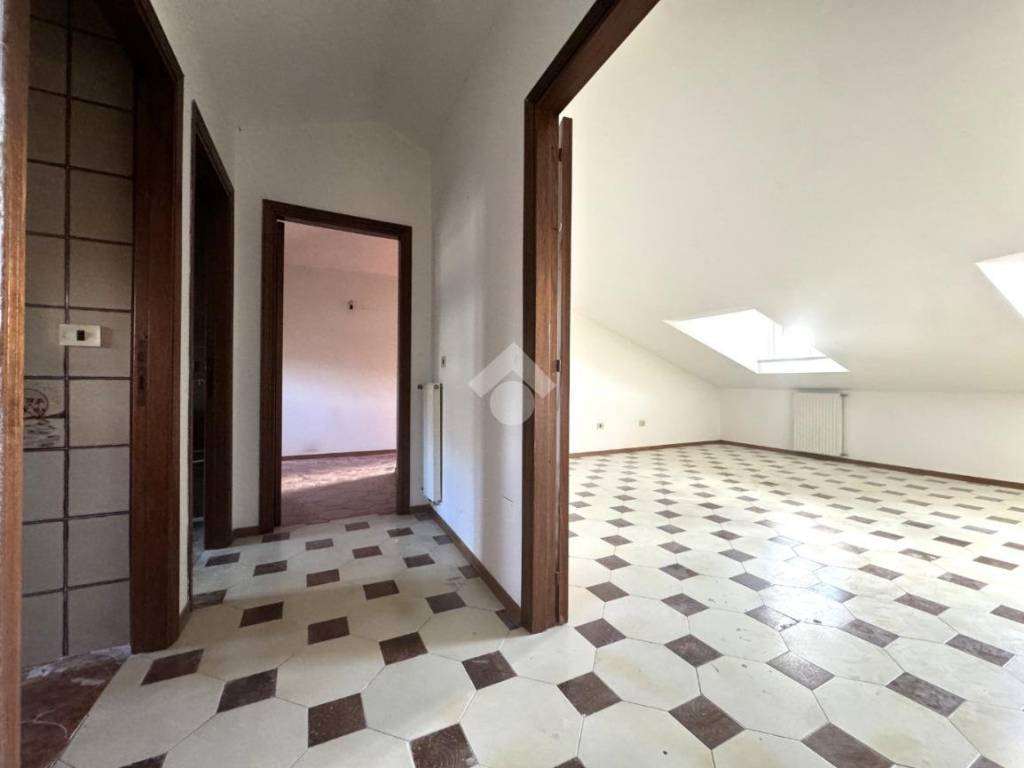 Appartamento a Nuoro in Via Sant'Antioco, 9 - Foto 5