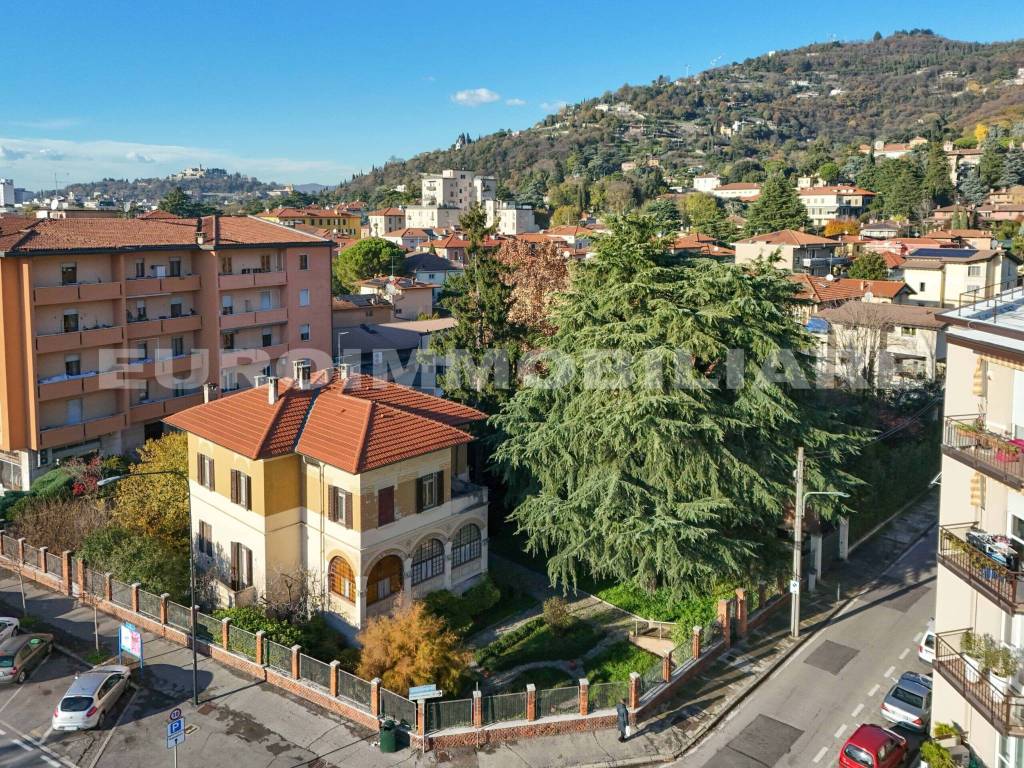 Villa a Brescia in via Bazzini, 10 - Foto 3
