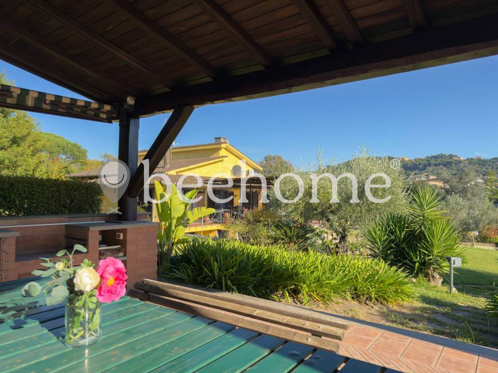 Villa a Lanuvio in Via Selva Piammarano, 5 - Foto 3