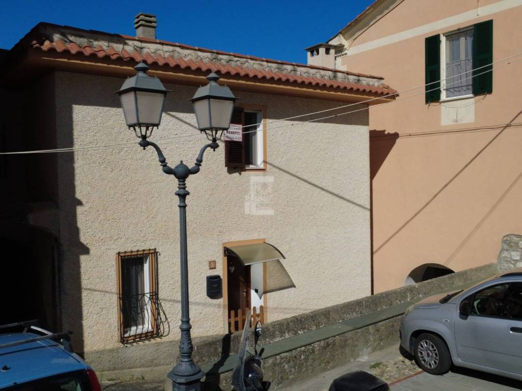 Appartamento a Castellaro in Piazza Fratelli Ruffini, 5 - Foto 2