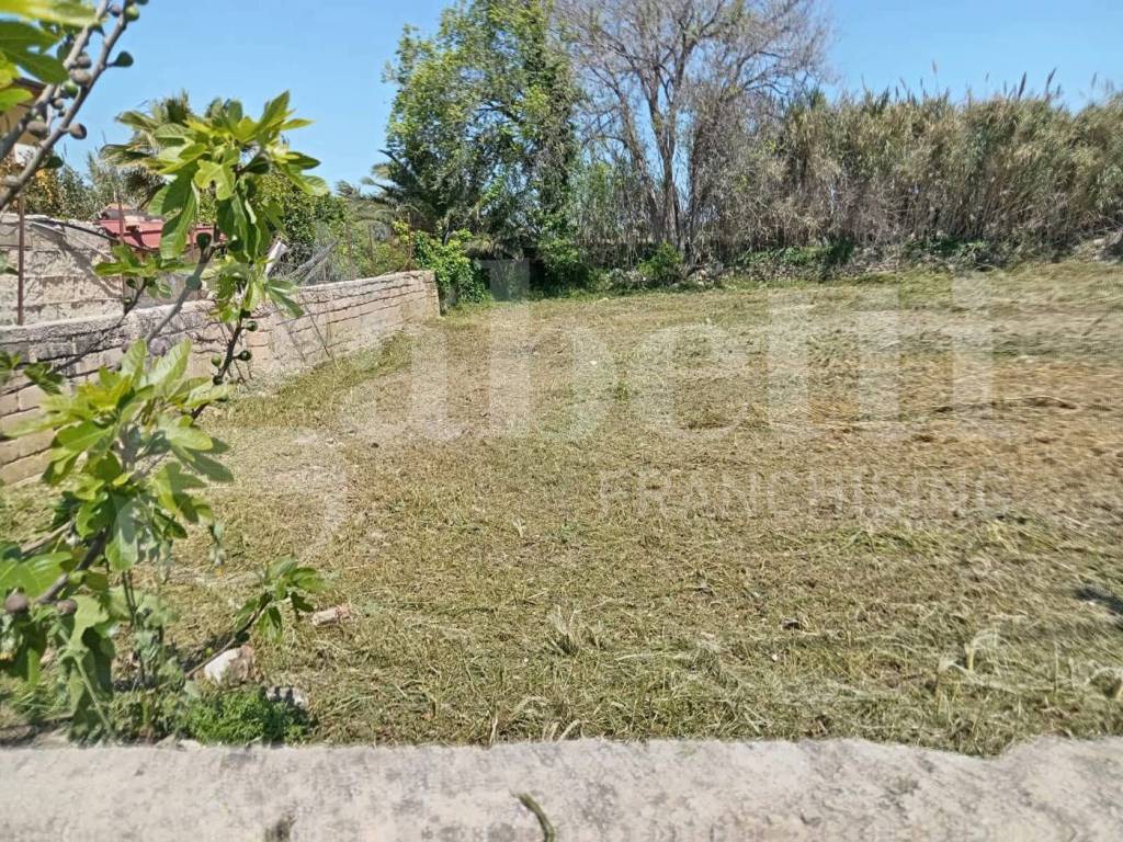 Terreno a Siracusa in via giulio verne, 1 - Foto 2