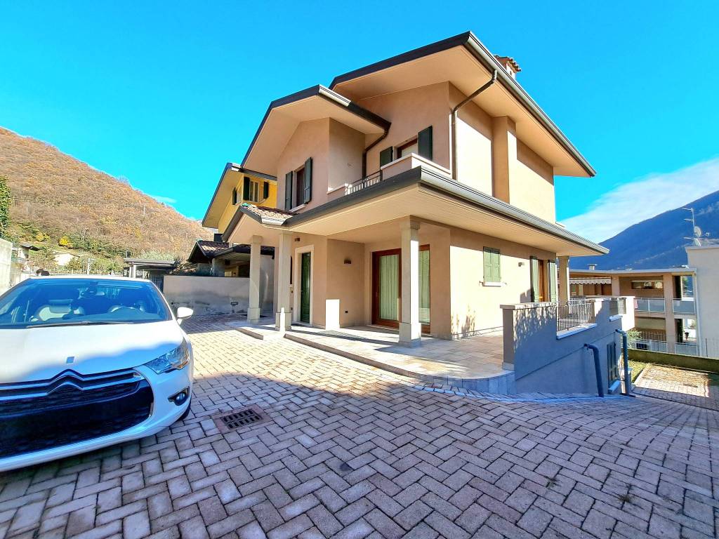 Villa a Villa carcina in Via Adige - Foto 4