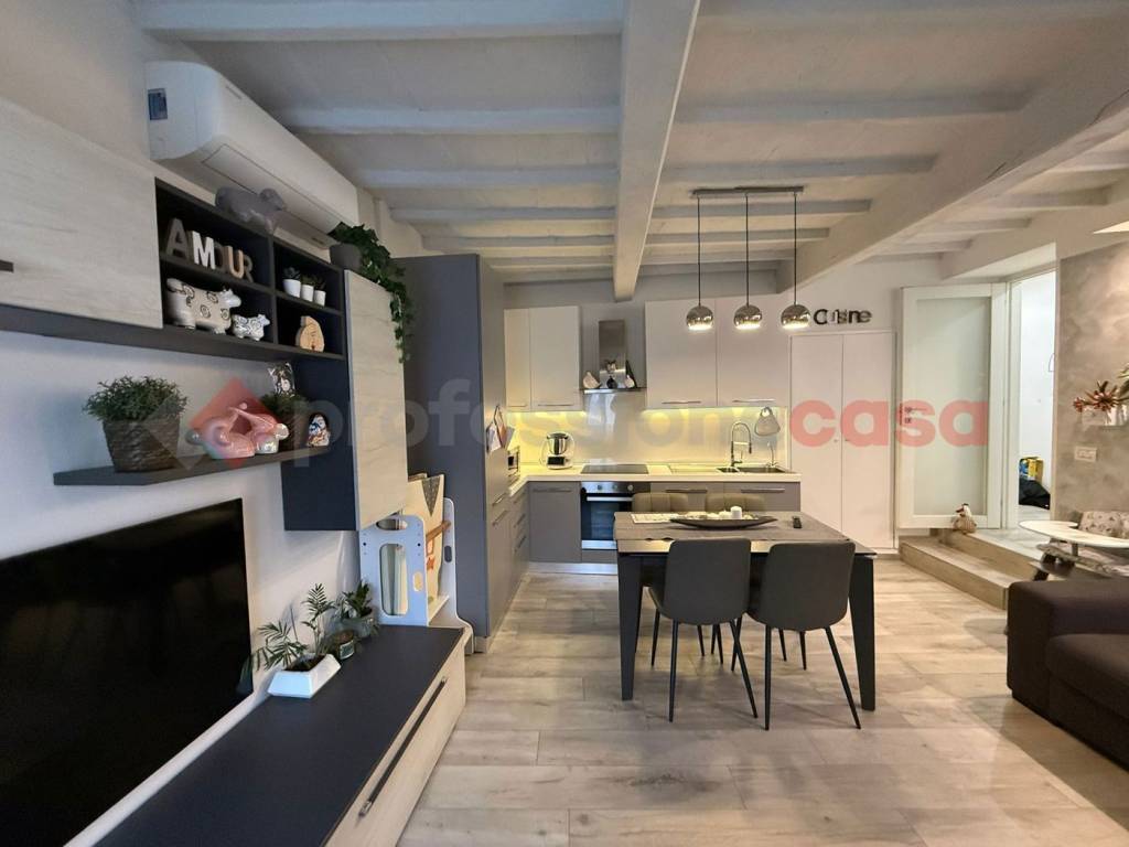 Appartamento a Civitella in val di chiana in Via Giacomo Matteotti - Foto 3