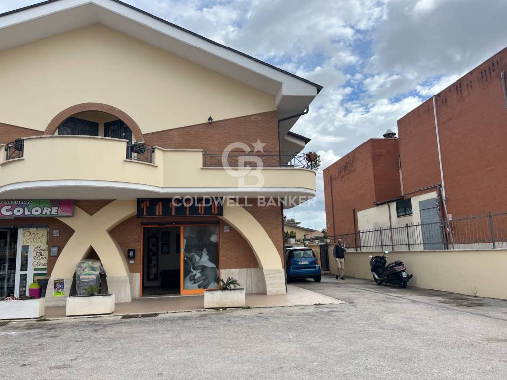 Immobile a Ardea in VIALE SAN LORENZO, 62 - Foto 2