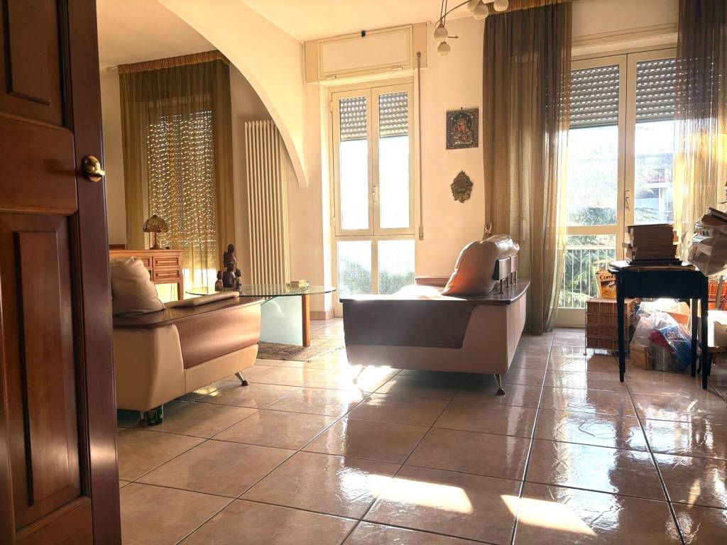 Appartamento a Caserta in Via Marcello Fonton - Foto 2