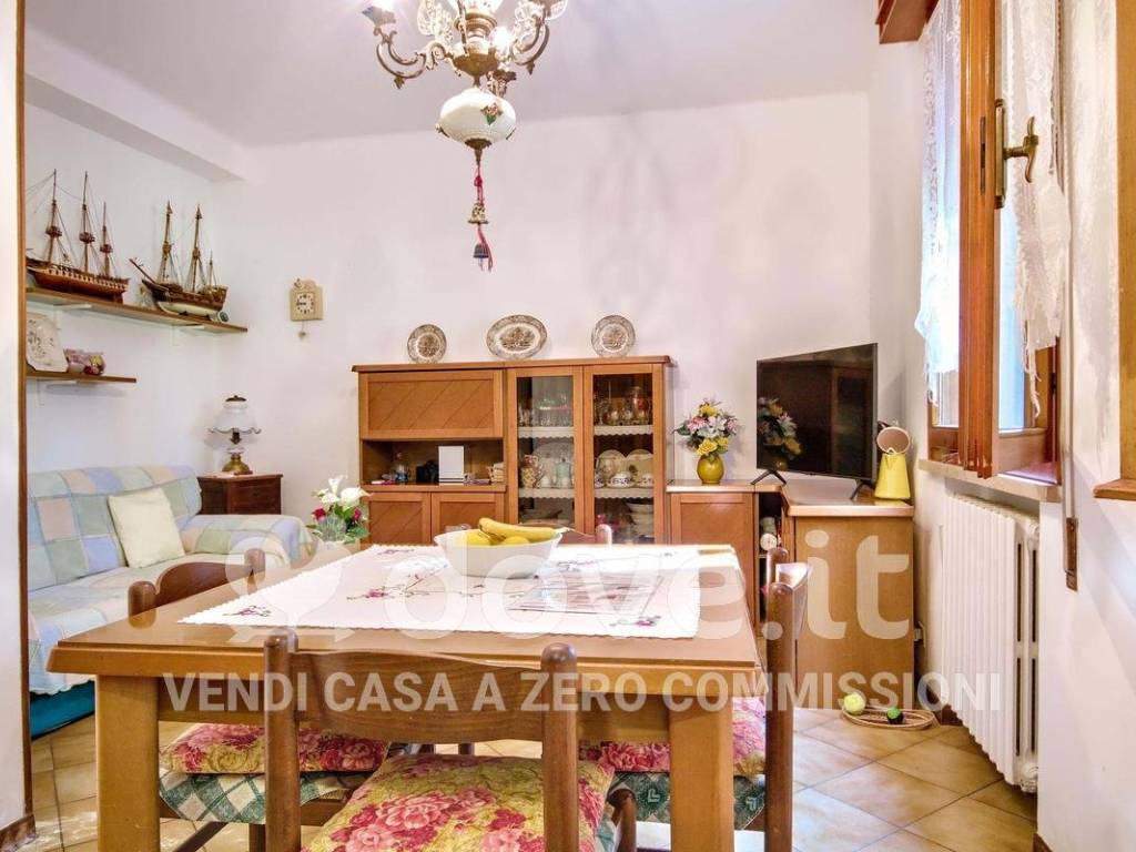 Appartamento a Ferrara in Via della Siepe, 10 - Foto 2