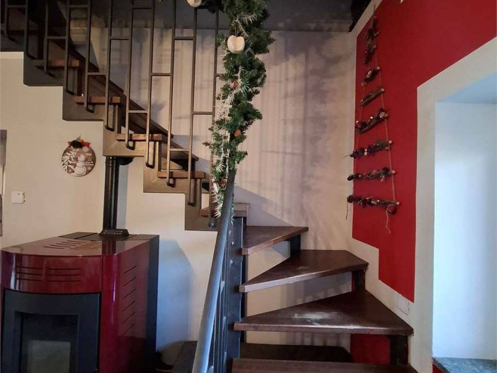 Casa indipendente a Gattico-veruno in REVISLATE Via 3 VIGNE , 41 - Foto 5