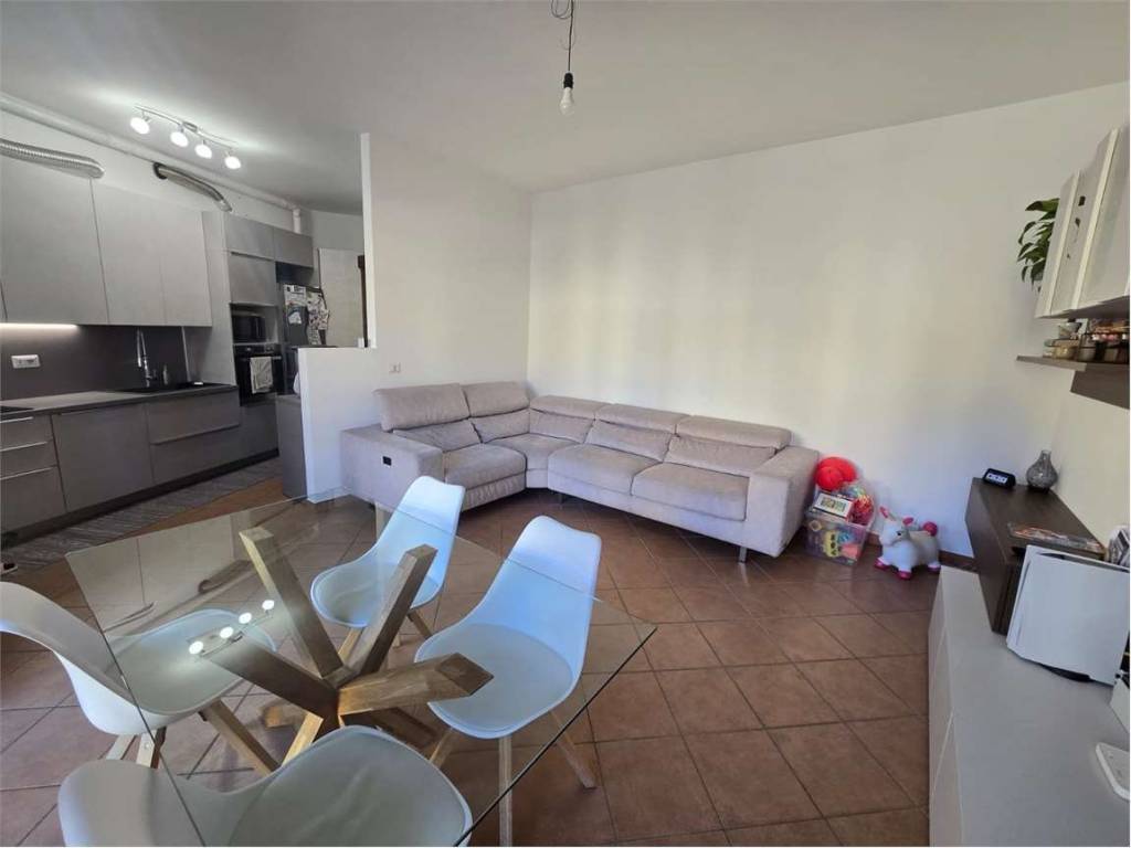 Appartamento a Verbania in via repubblica, 15 - Foto 4