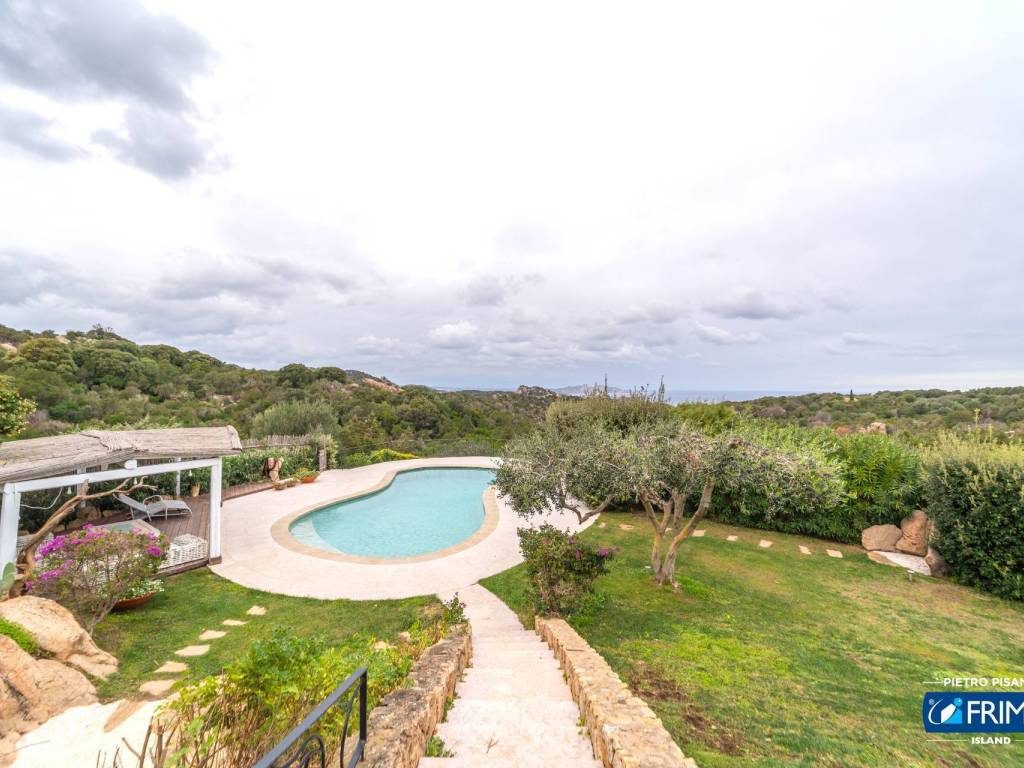 Villa a Arzachena in Via Casi Bianchi - Foto 3